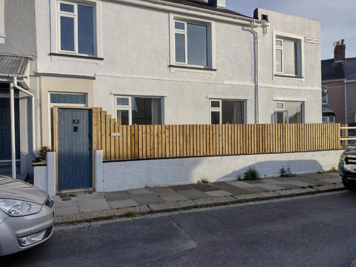 Park House - Very Spacious 4 Bed House, Games Room, Free Netflix, Close To Argyle, In The Heart Of Plymouth - Dogs Welcome - Hosted By Absolute Accommodation Плаймаут Экстерьер фото