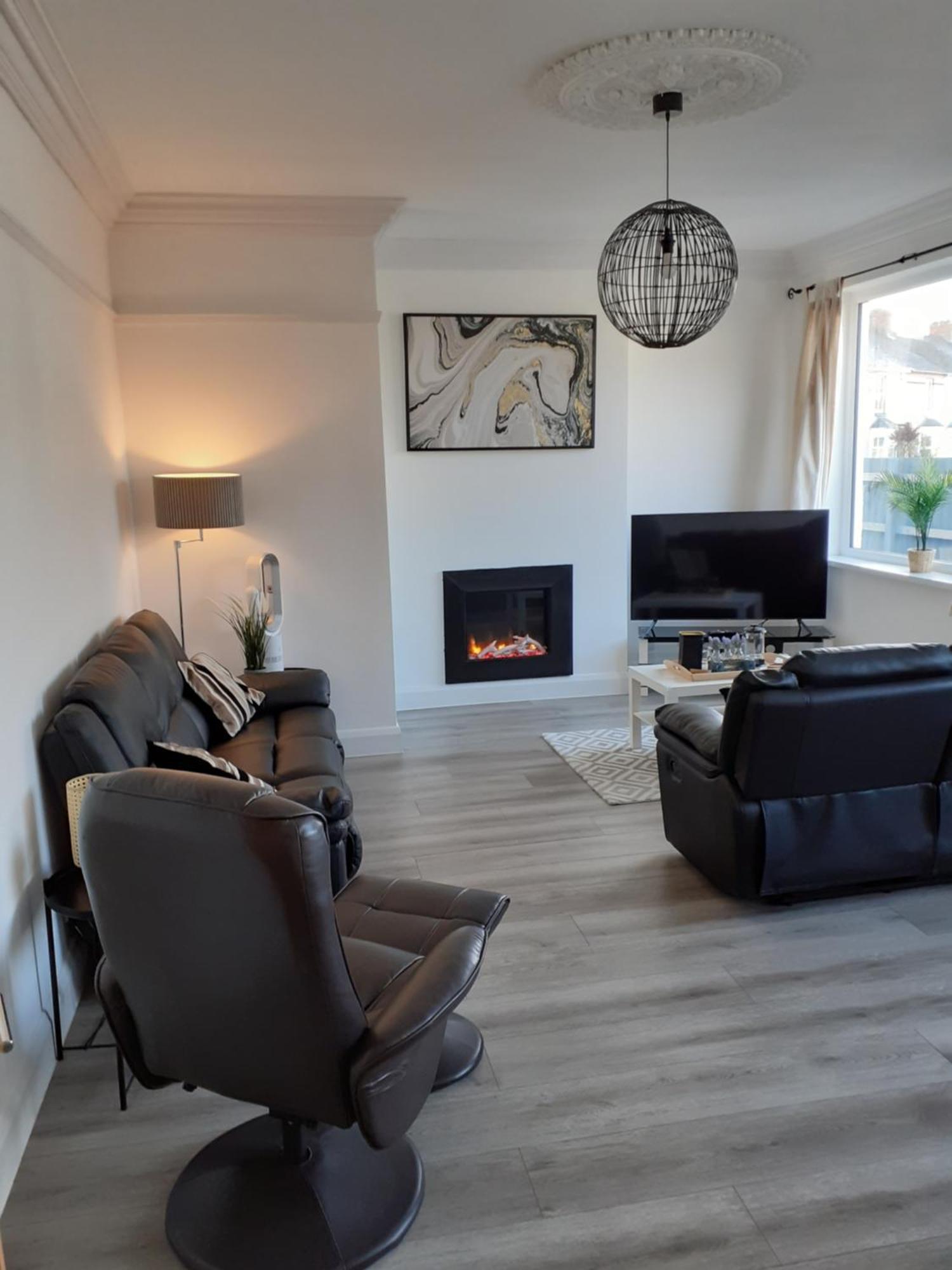 Park House - Very Spacious 4 Bed House, Games Room, Free Netflix, Close To Argyle, In The Heart Of Plymouth - Dogs Welcome - Hosted By Absolute Accommodation Плаймаут Экстерьер фото