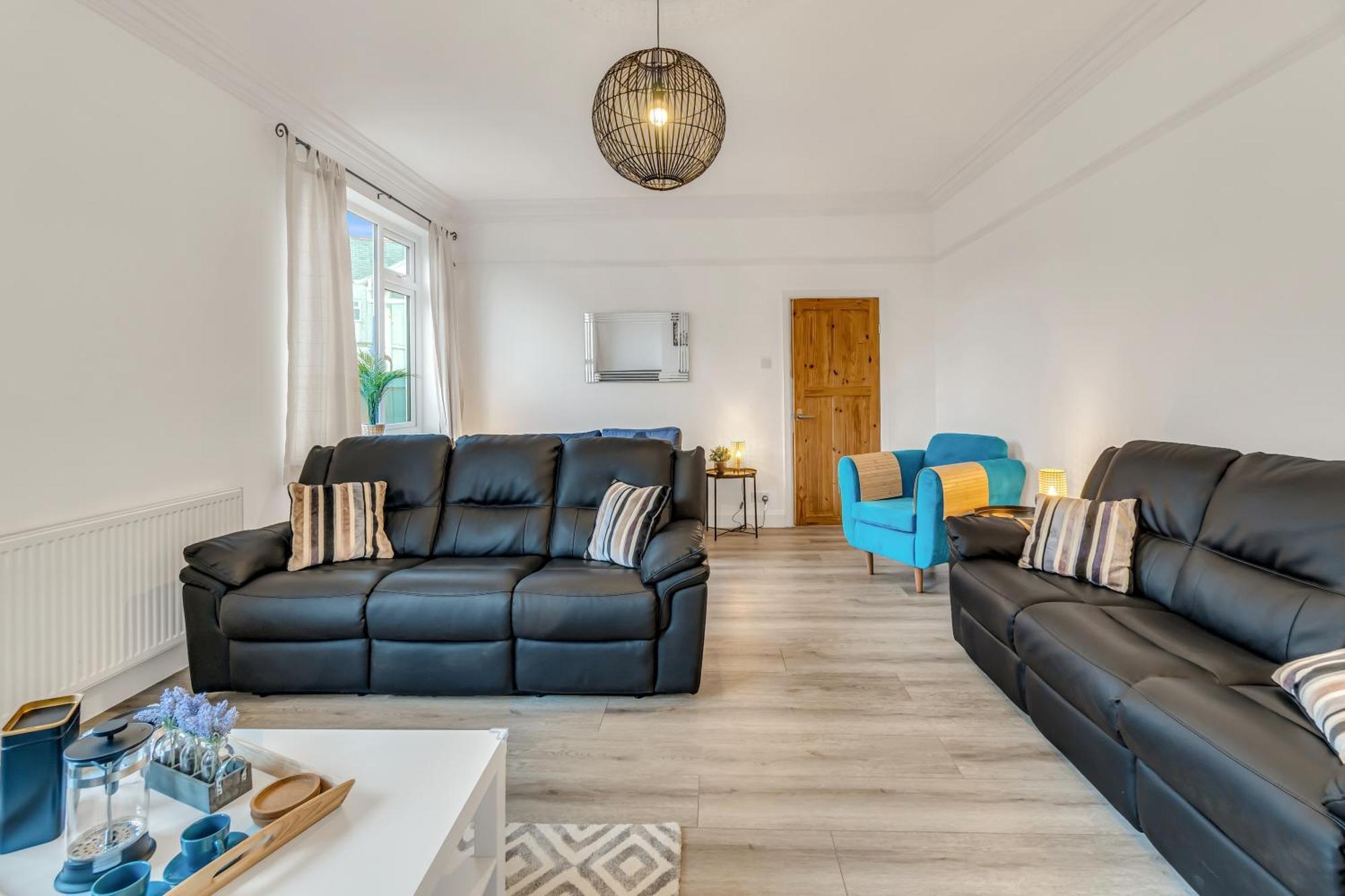 Park House - Very Spacious 4 Bed House, Games Room, Free Netflix, Close To Argyle, In The Heart Of Plymouth - Dogs Welcome - Hosted By Absolute Accommodation Плаймаут Экстерьер фото