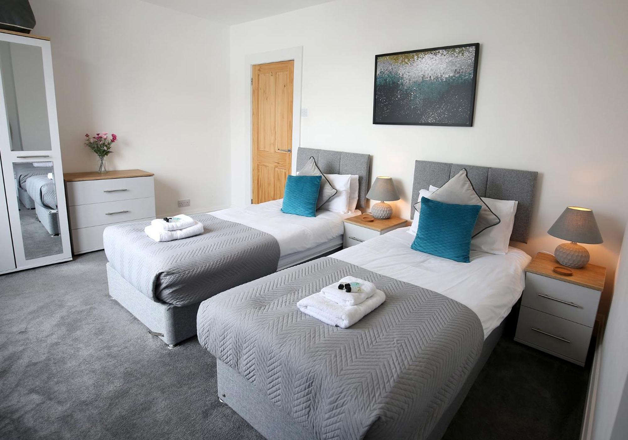 Park House - Very Spacious 4 Bed House, Games Room, Free Netflix, Close To Argyle, In The Heart Of Plymouth - Dogs Welcome - Hosted By Absolute Accommodation Плаймаут Экстерьер фото